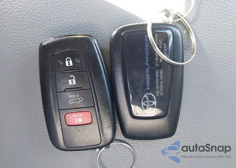 2022 Toyota Highlander Xle z USA, uszkodzony, nr VIN 5TDGZRBH6NS580130